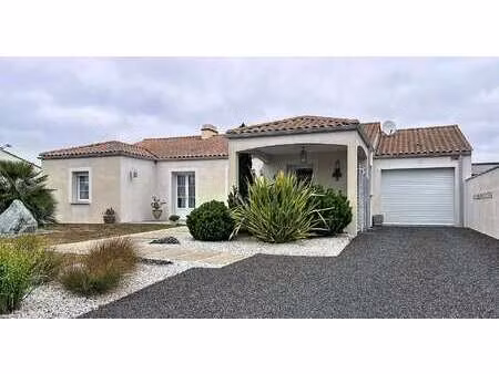 vente maison à bretignolles-sur-mer (85470) : à vendre / 130m² bretignolles-sur-mer