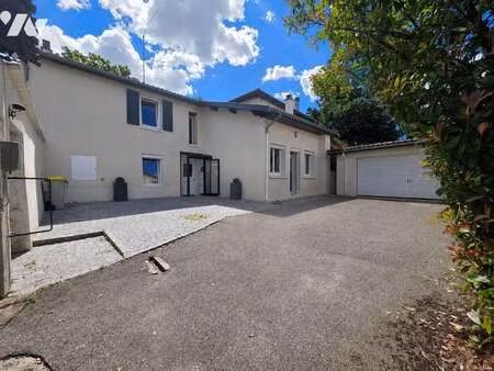 vente maison à saint-laurent-de-mure (69720) : à vendre / 201m² saint-laurent-de-mure
