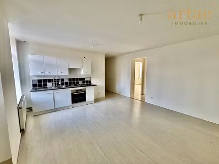 appartement à louer avesnes-le-comte