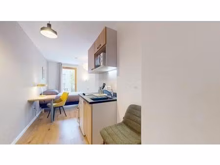 t1 meublé et neuf en coliving avec balcon