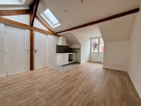 location appartement 1 pièce  28.80m²  conflans
