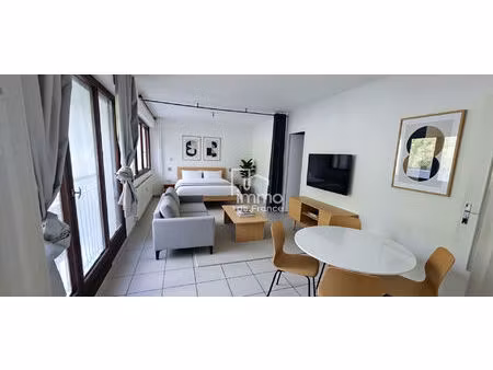 appartement 1 pièce 32 m2 gex