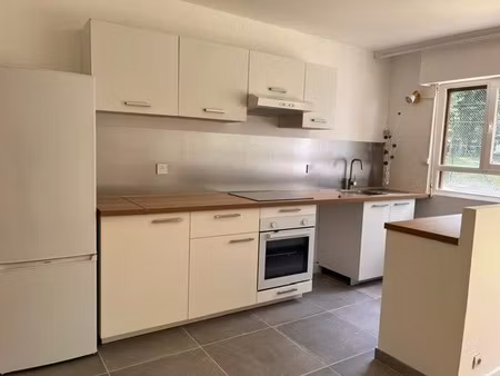 location appartement 3 pièces 66.1 m² à orsay (91400)  1 200 €