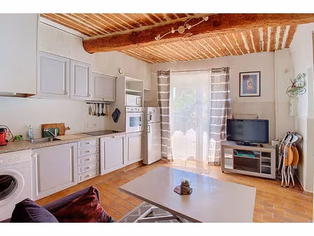 a vendre - callas - studio cosy de 24m² parfait pour investisseur ou premier achat