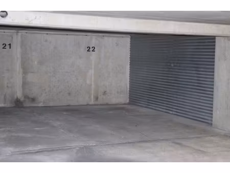 parking au -1 / rue d'avron