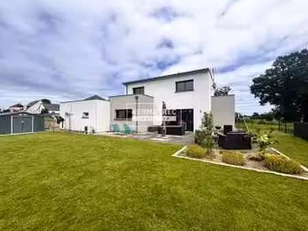 vente maison à saint-m'hervé (35500) : à vendre / 143m² saint-m'hervé