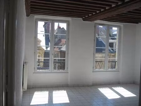 location appartement 2 pièces à caen centre ancien (14000) : à louer 2 pièces / 47m² caen 