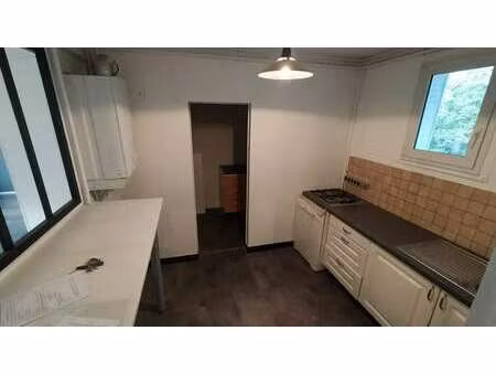 location appartement 3 pièces colocation à tours (37000) : à louer 3 pièces colocation / 5