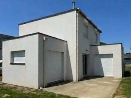location maison à gévezé (35850) : à louer / 105m² gévezé