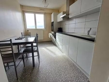 location appartement chambre colocation à la roche-sur-yon centre ville (85000) : à louer 