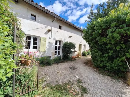 belle maison de campagne