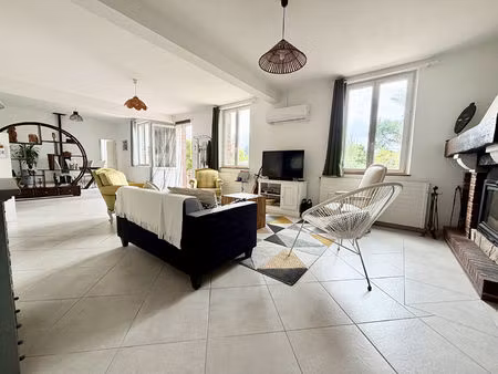 maison marbois 8 pièce(s) 180 m2