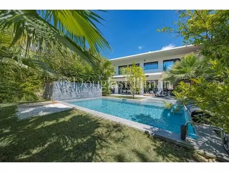 cannes - maison de ville contemporaine d’exception