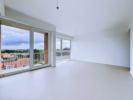 appartement te huur in elsene met 2 slaapkamers