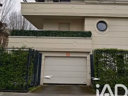 vente parking 30 m²