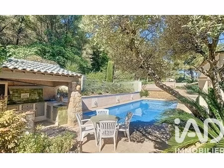 vente maison traditionnelle 9 pièces