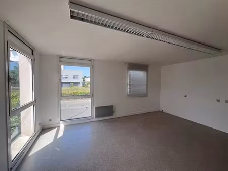 vente bureau poitiers 91 m²