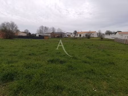en vente terrain non constructible 856 m² – 61 100 € |le champ-saint-père