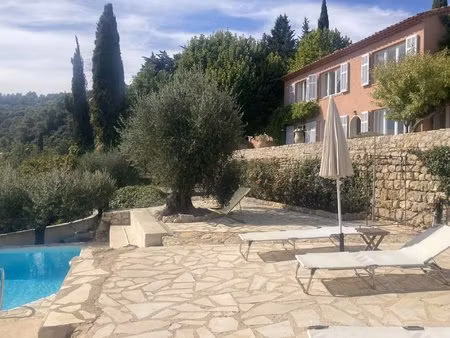propriété historique avec âme  vue et charme provençal à cabris