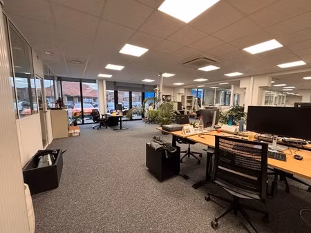 commercieel te huur in kortrijk