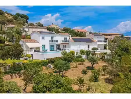 maison de luxe de 243 m2 en vente afa  france