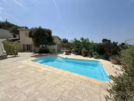 vente maison 5 pièces 150 m² castagniers (06670)