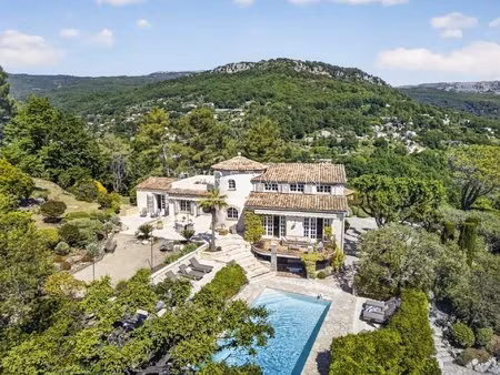 vue imprenable — villa d'exception à châteauneuf-de-grasse