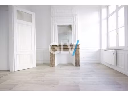 à louer appartement 54 8 m² – 1 015 € |lille