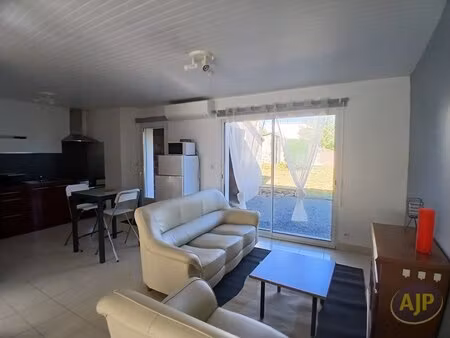 à louer maison 42 56 m² – 667 € |le pallet