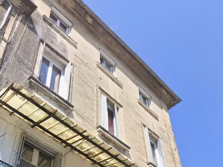 location appartement 2 pièces 53m² beaucaire 30300