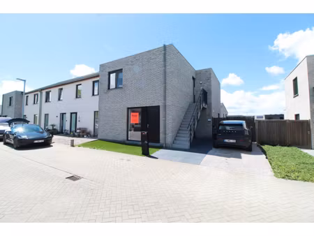 appartement te huur in roeselare met 2 slaapkamers