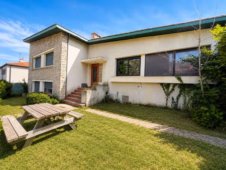 vente maison 7 pièces 172 m² sarras (07370)