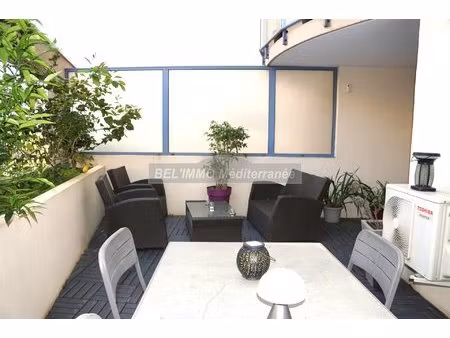 f3 de 62 m2  grande terrasse et loggia  garage