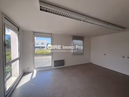 achat local professionnel 91m² poitiers 86000