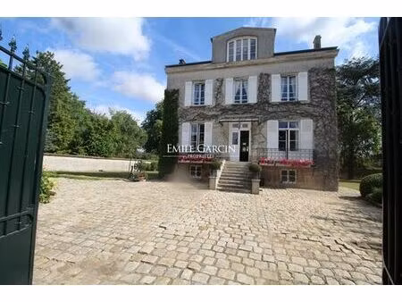 demeure de prestige 8 chambres en vente blandy  île-de-france