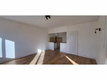 location appartement 2 pièces 38m² la talaudiere 42350