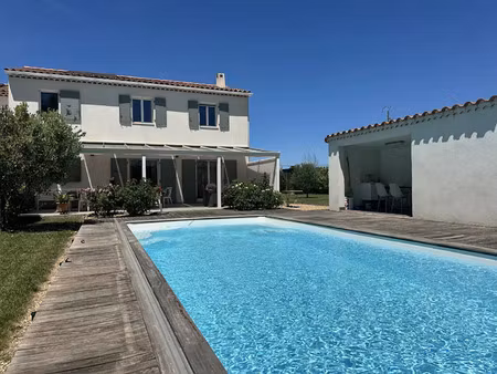 vente maison 5 pièces 123 m² aix-en-provence (13100)