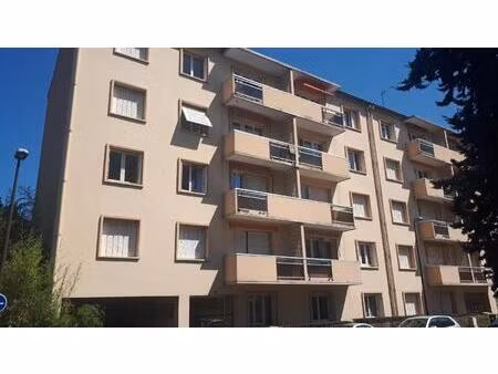 location appartement 3 pièces 61m² chamalieres 63400