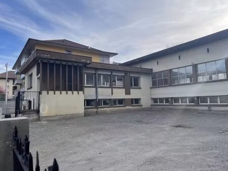 location appartement 160m² sallanches 74700