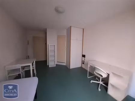 appartement à louer 1 pièce 18.15 m² - nîmes (30) - 410€