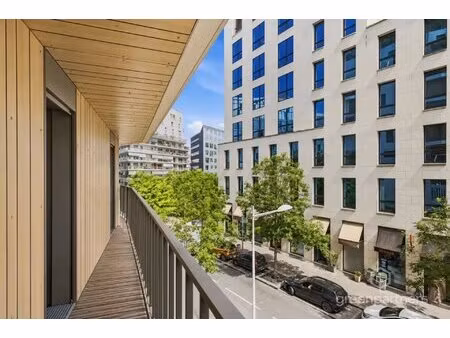 2 pièces de 45m2 avec balcon filant à boulogne