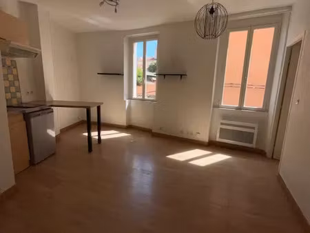 location appartement 2 pièces 30 m² à perpignan (66000)