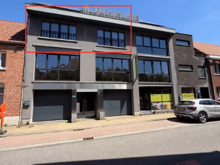 appartement te koop in sint-niklaas met 1 slaapkamer