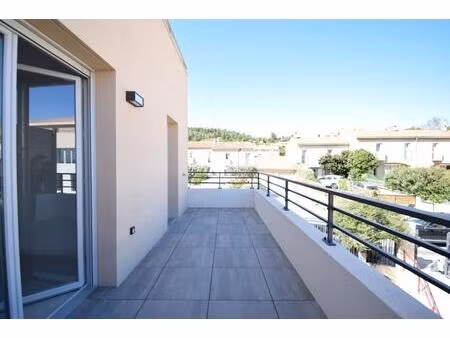 six fours les plages - le fort - type 2 avec terrasse et 2 parkings