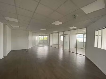 vente bureaux 128 m² à 1 786 m²