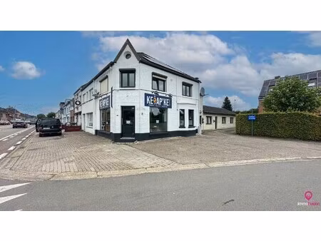 handelspand met gerenoveerd appartement en kangoeroewoning!