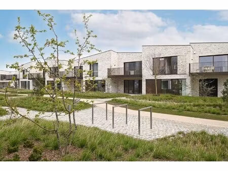 architecturale ben-woning met uitzonderlijke leefruimte en zonovergoten terrassen