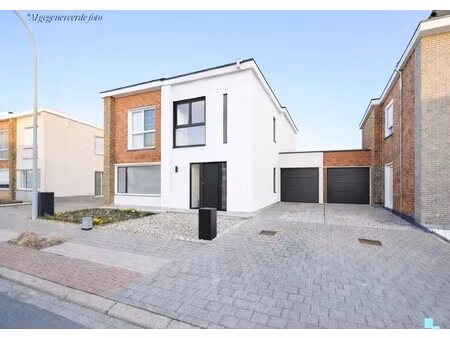 ééngezinswoning in het hartje van oostrozebeke