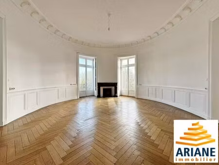 location bureaux 100 m² à 290 m²