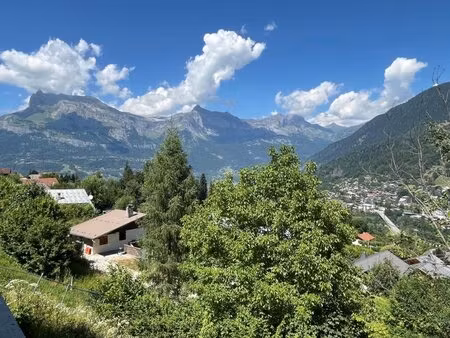 chalet en cours de construction - vues sur le mont blanc et l'aiguille de warens
